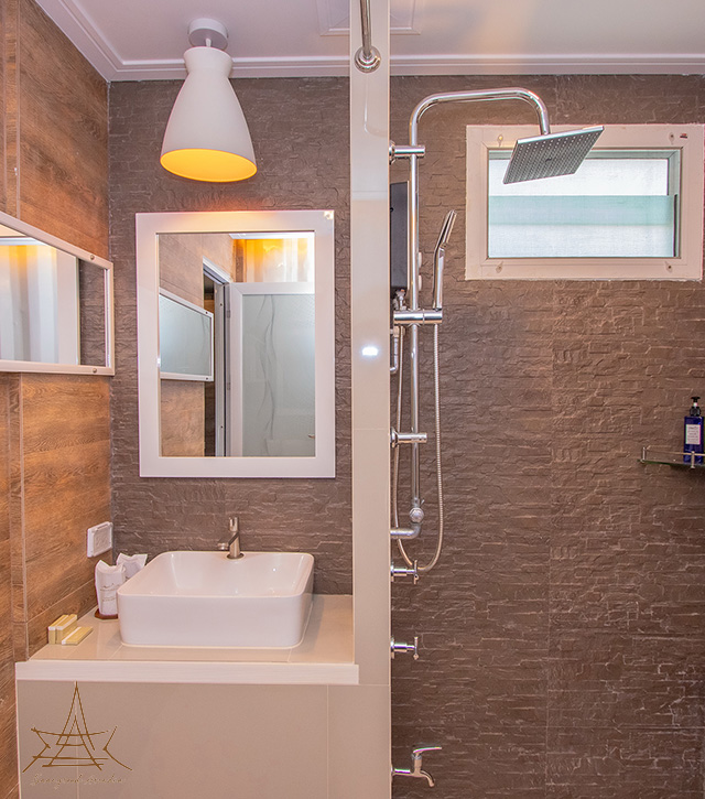 ซีซี สวีท (ซี ซี สวีท)