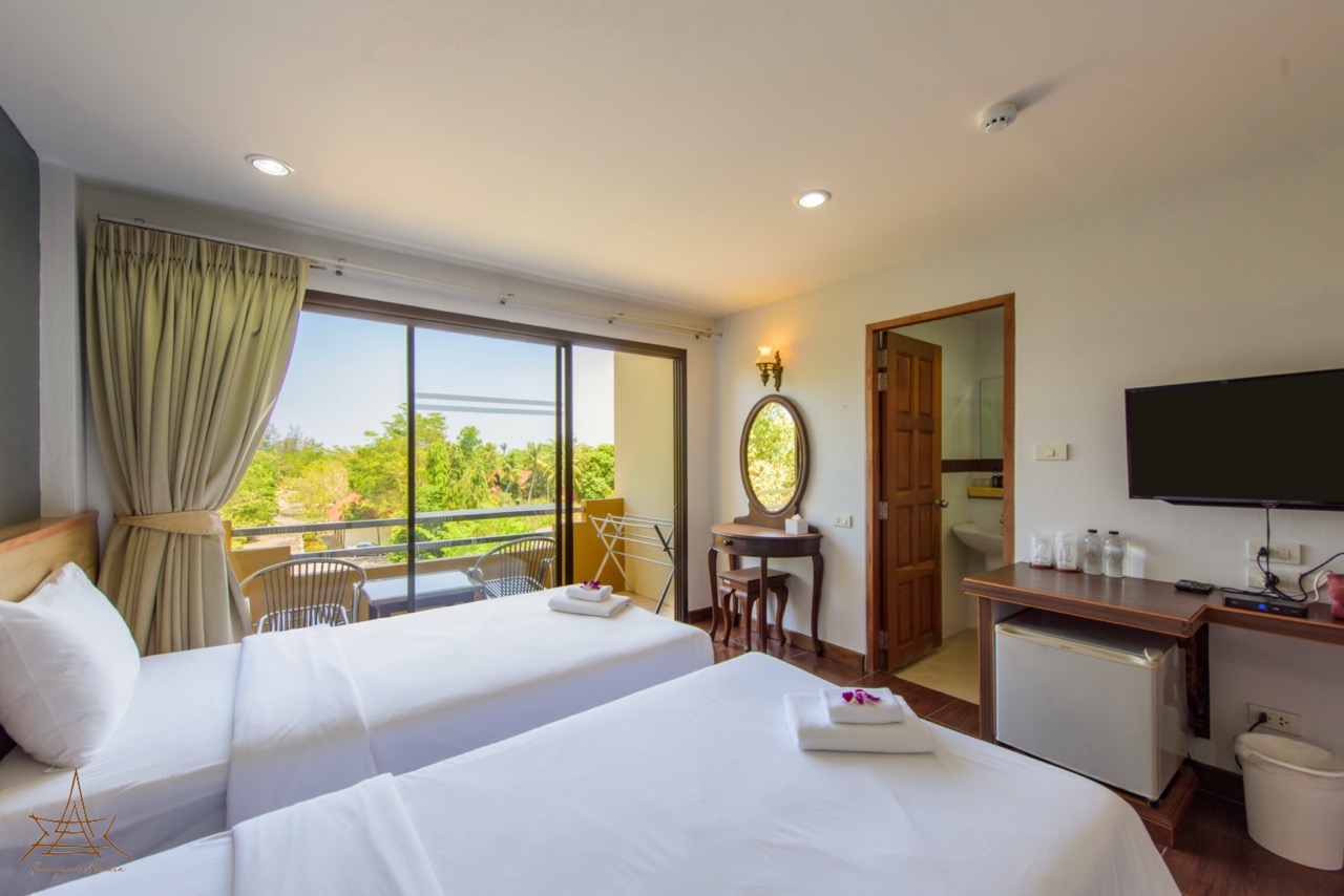 สนามเด็กเล่น